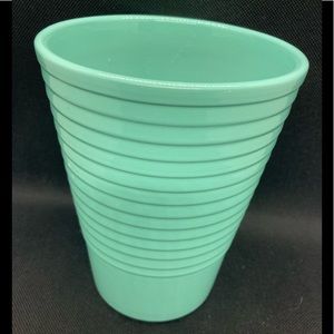 Ceramic vase/planter